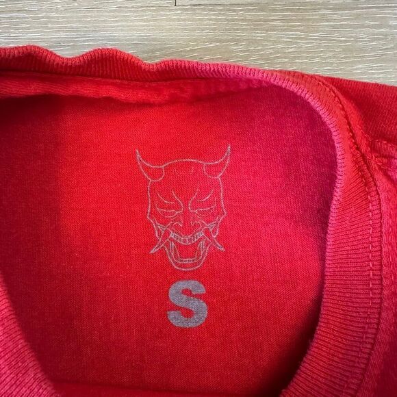 Corrupted Strength Red Misfits Gym Shirt Size Small Fitness Training Work Out - Picture 2 of 5